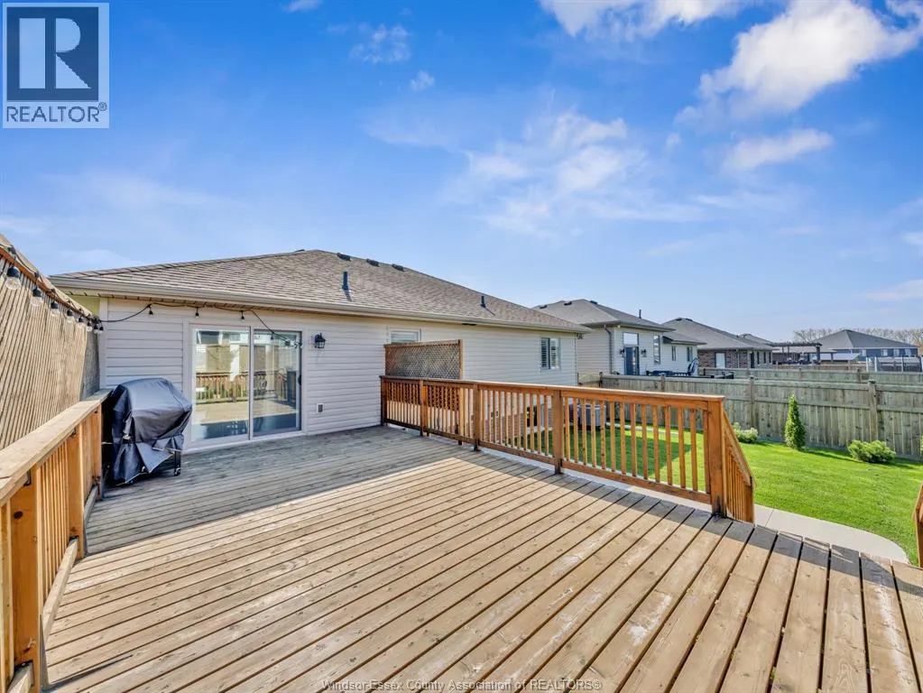 126 GOLFVIEW DRIVE