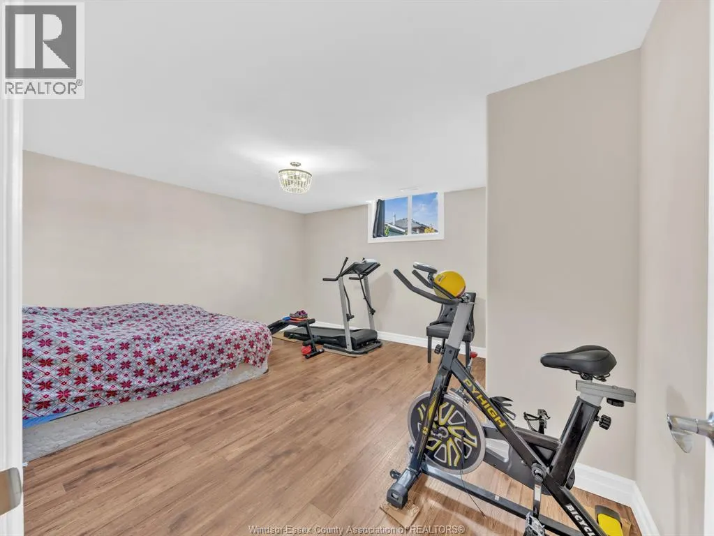 126 GOLFVIEW DRIVE