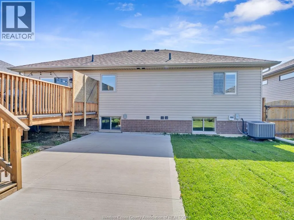 126 GOLFVIEW DRIVE