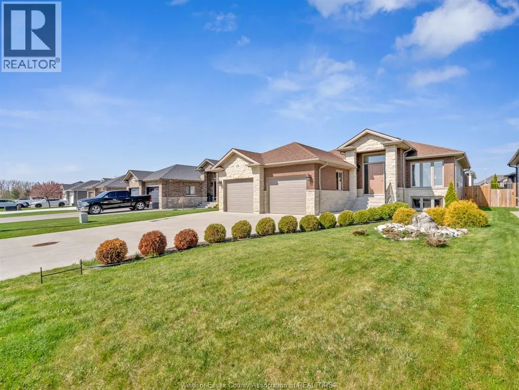 126 GOLFVIEW DRIVE