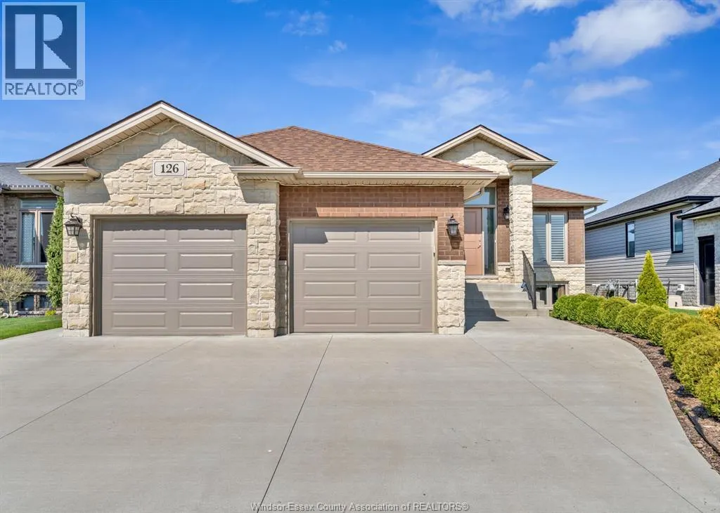 126 GOLFVIEW DRIVE