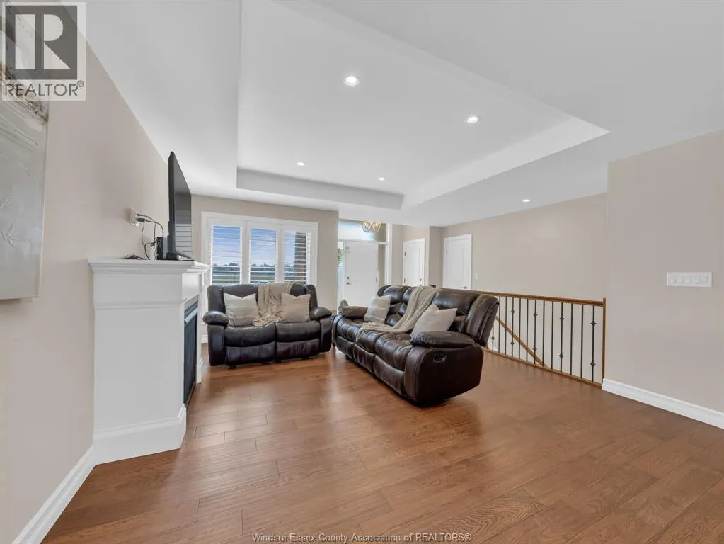 126 GOLFVIEW DRIVE