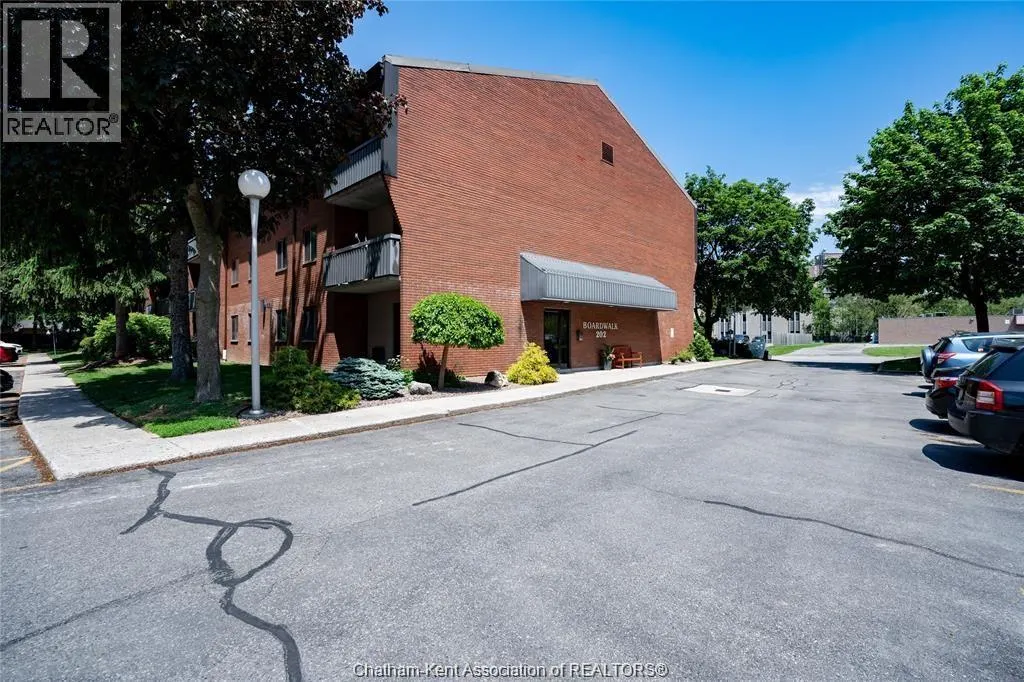202 Campus PARKWAY Unit# 207
