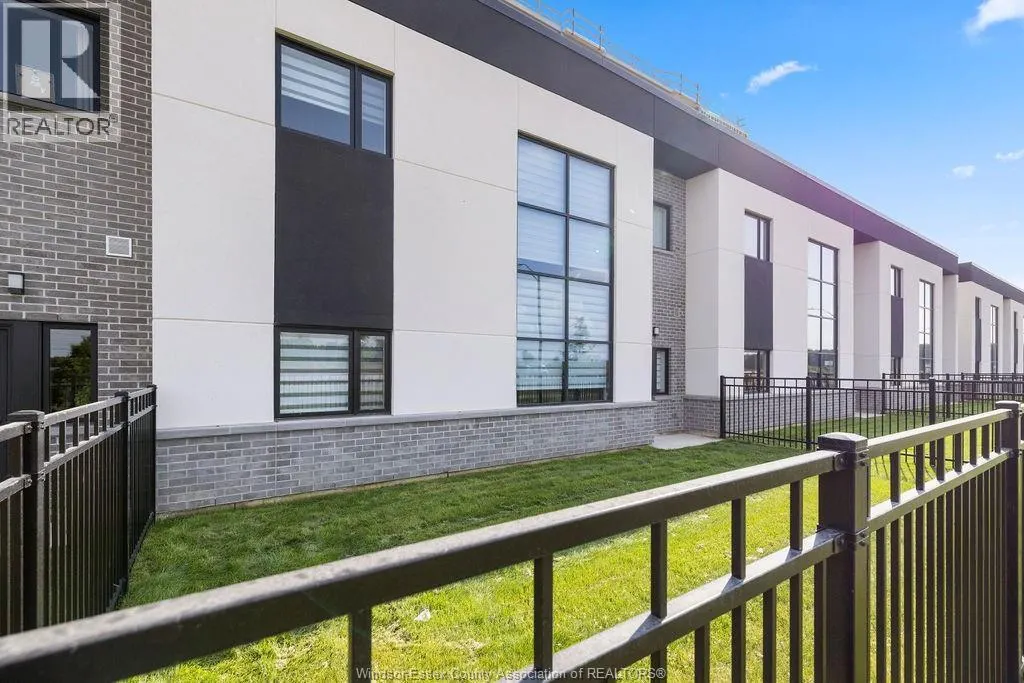4400 LAURIER PARKWAY Unit# 212