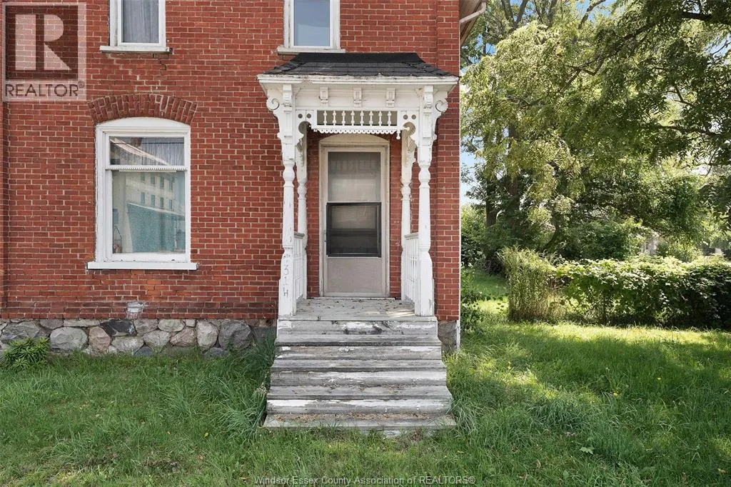 314 QUEEN STREET