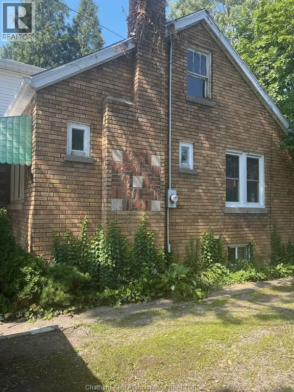 89 GLADSTONE AVENUE