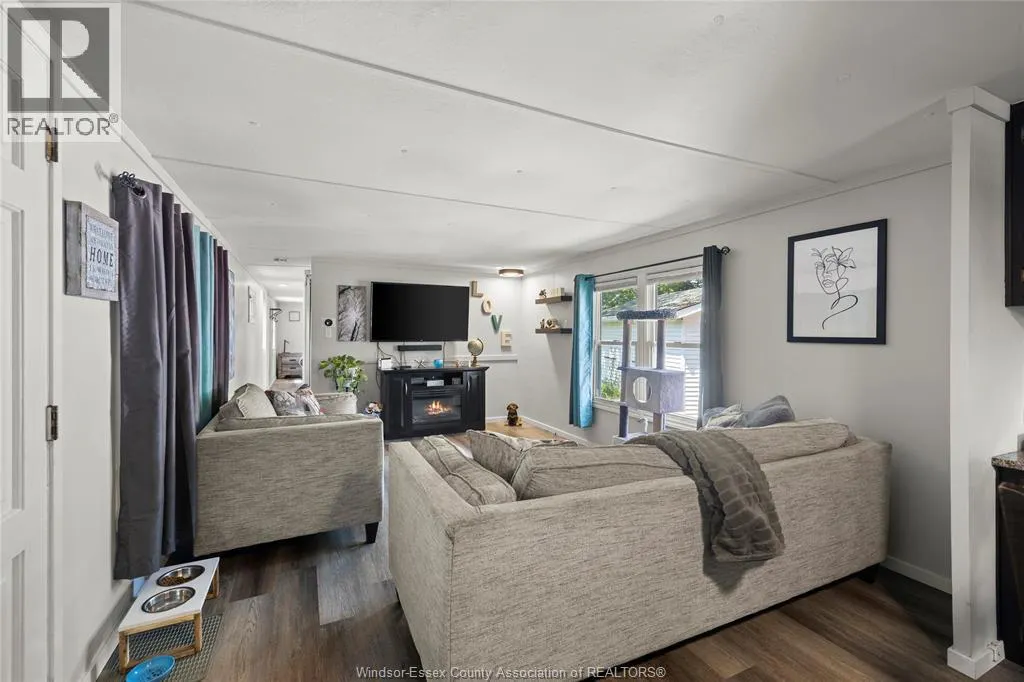 279 Beverly