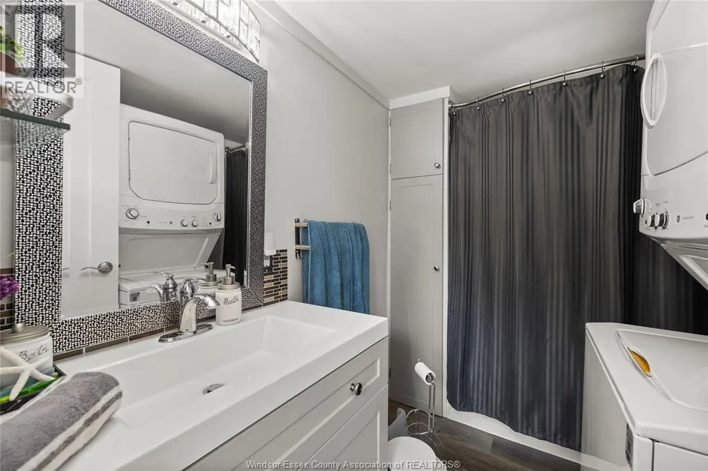 279 Beverly