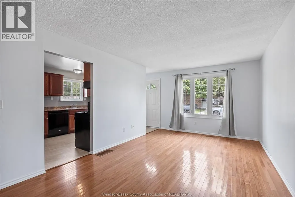 9733 MELVILLE