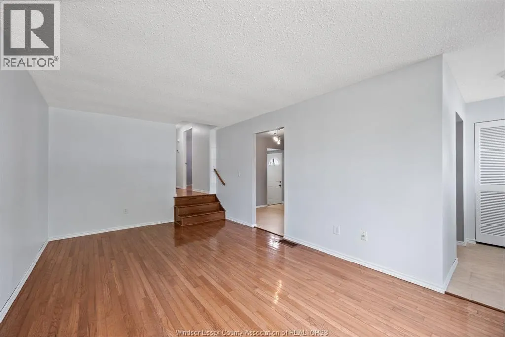 9733 MELVILLE