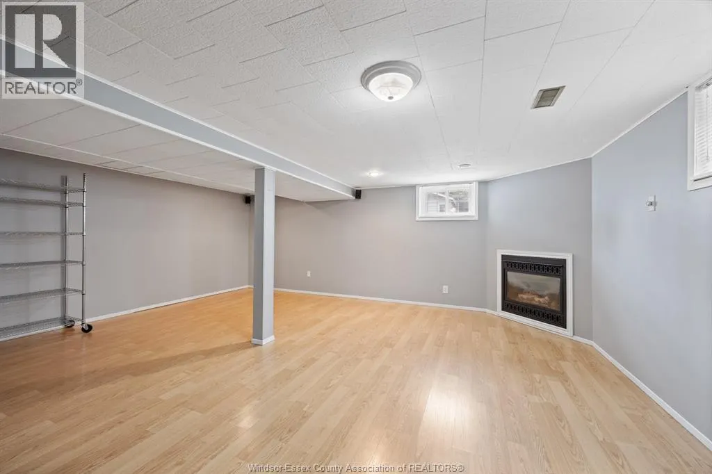 9733 MELVILLE