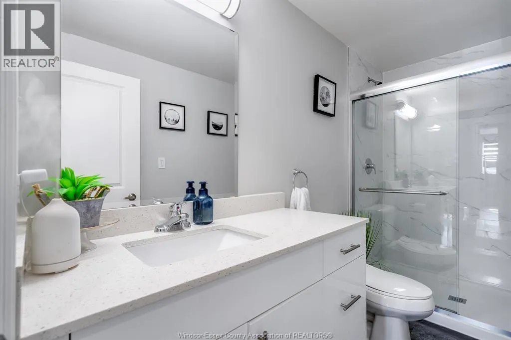 1611 Banwell Unit# 211