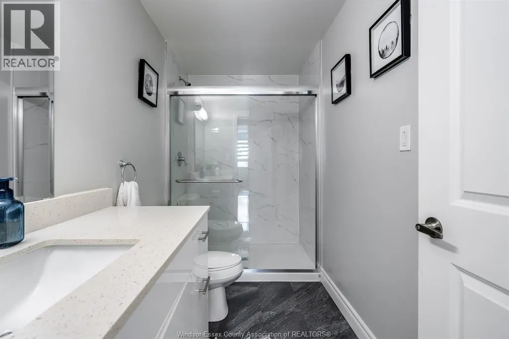 1611 Banwell Unit# 211