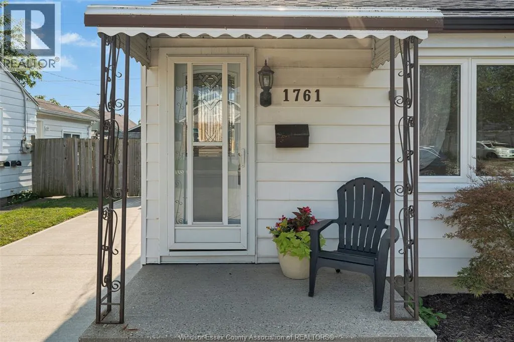 1761 CADILLAC STREET