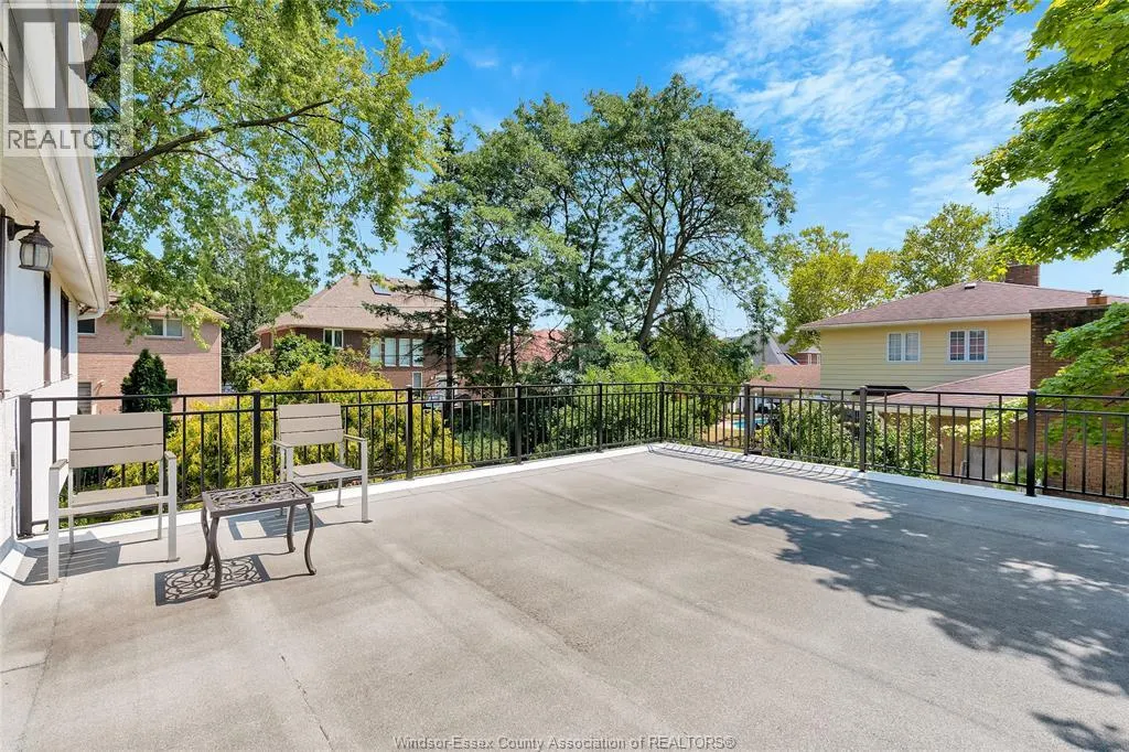 3770 HUNTINGTON