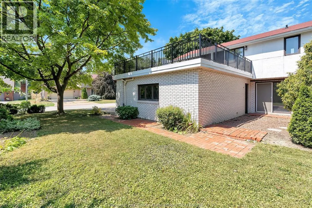 3770 HUNTINGTON