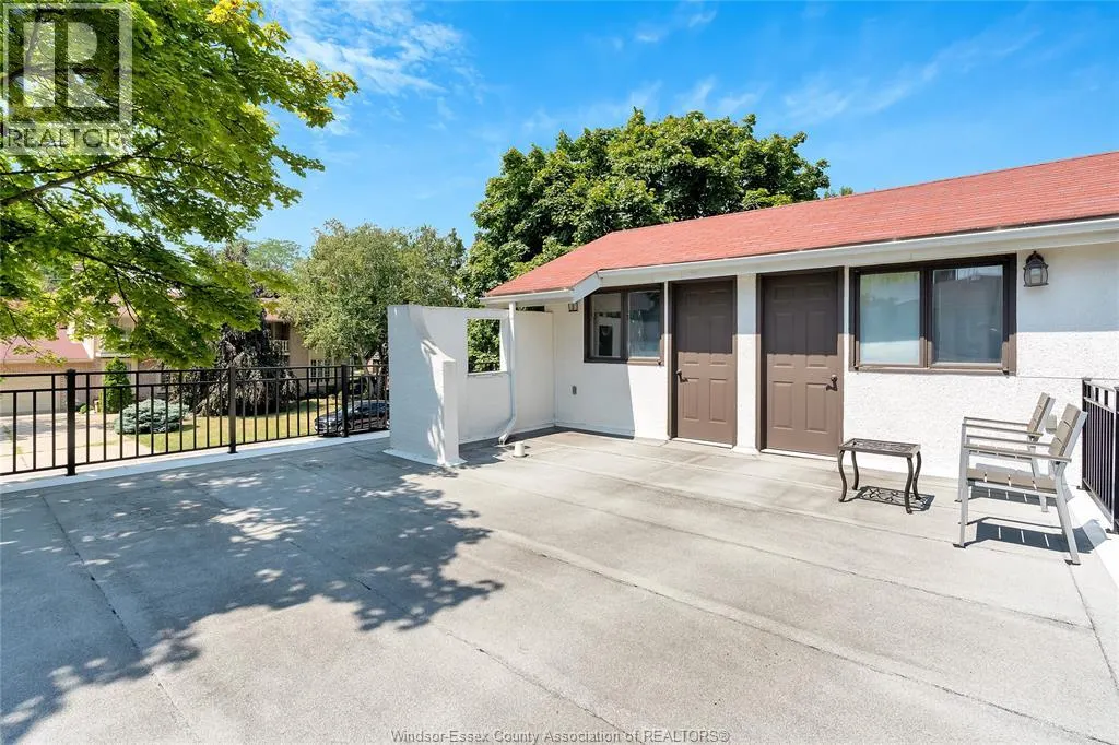 3770 HUNTINGTON