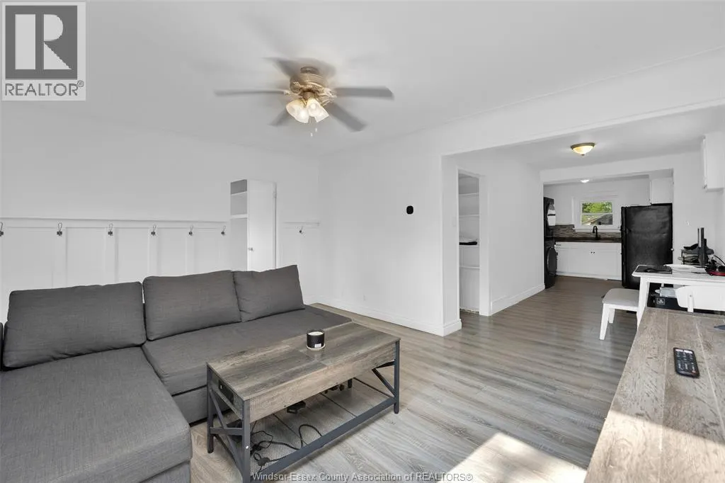 1708 AUBIN
