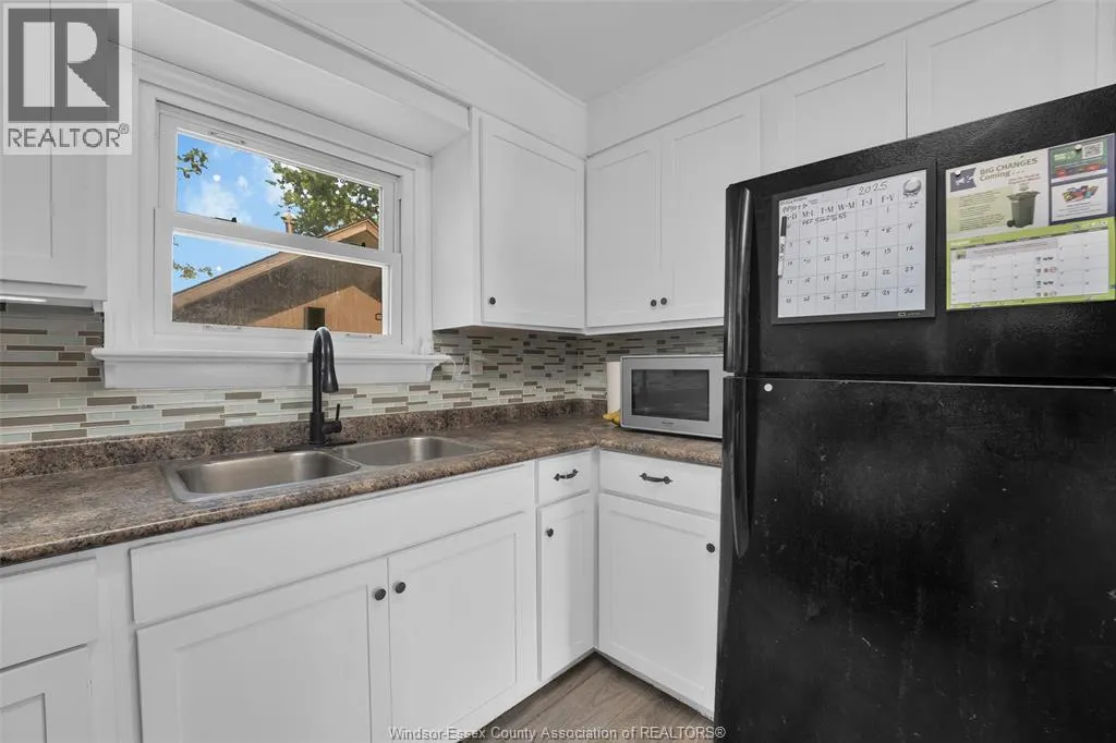 1708 AUBIN