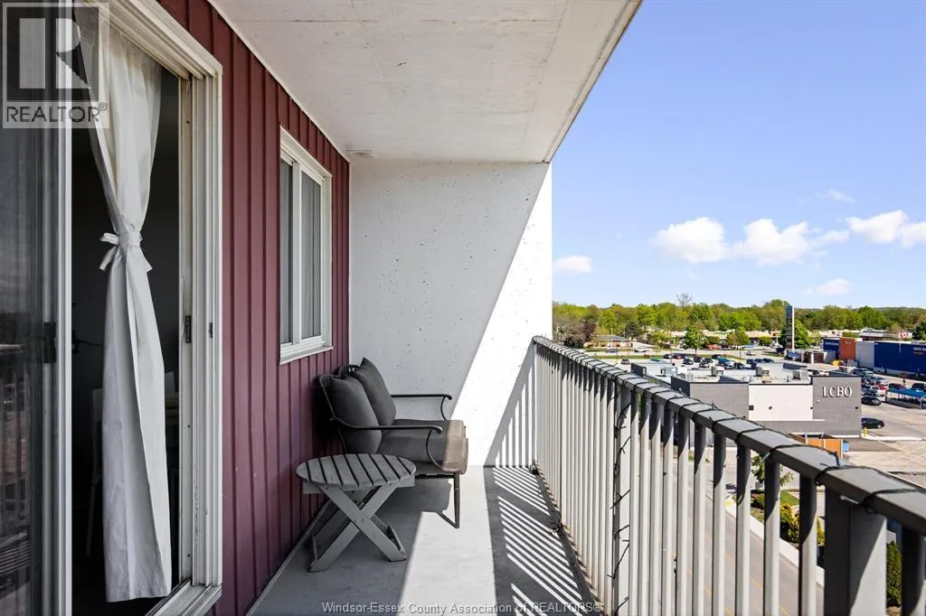 120 PICKERING Unit# 703