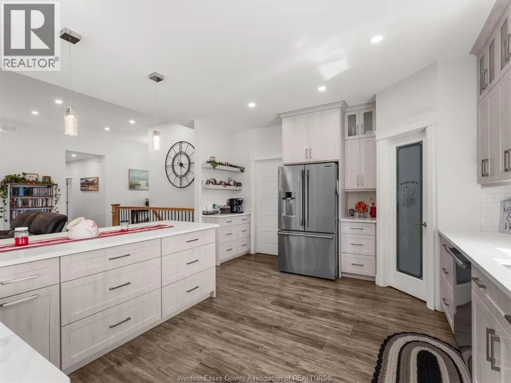 1808 MERSEA RD 10