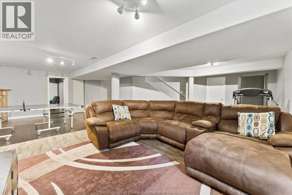 1385 MORTON DRIVE
