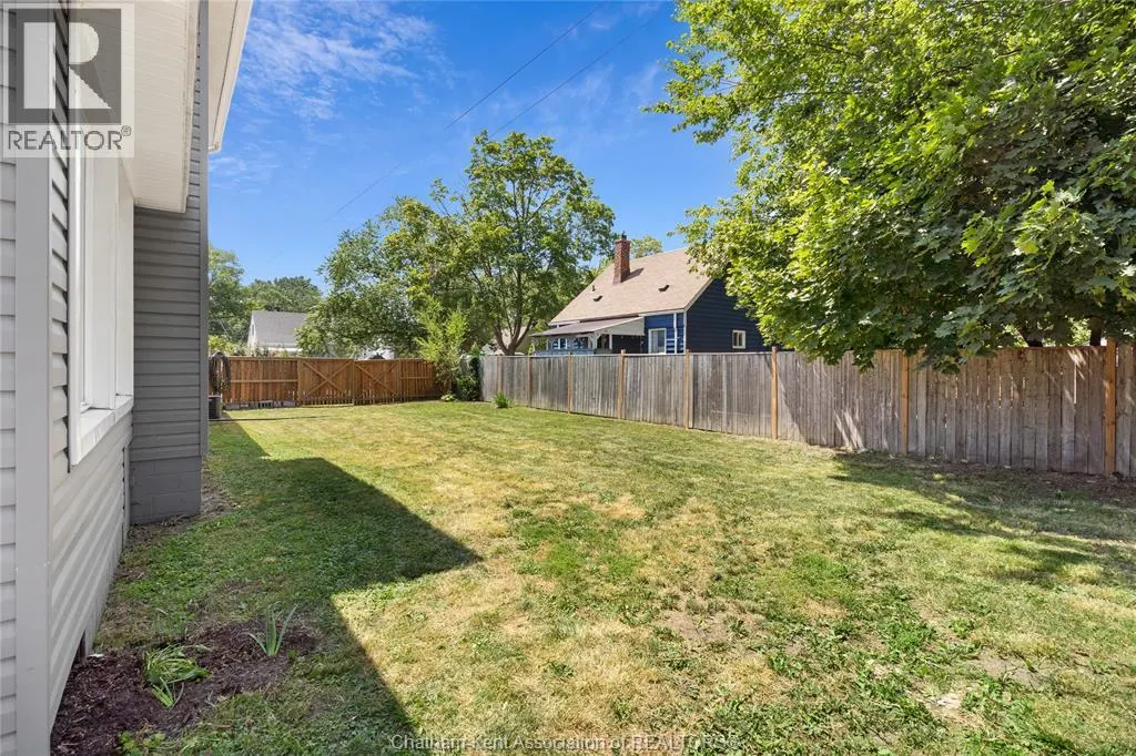 1484 Tourangeau ROAD