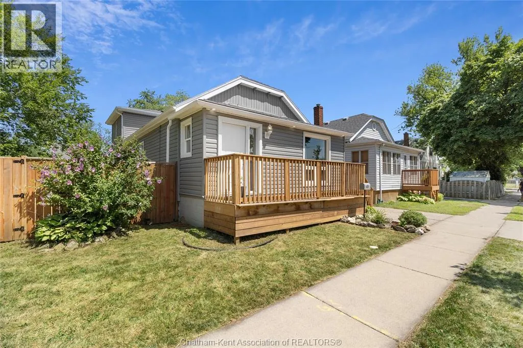 1484 Tourangeau ROAD