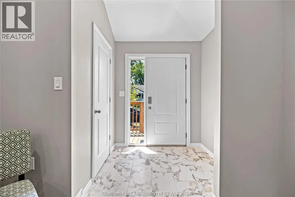 1484 Tourangeau ROAD