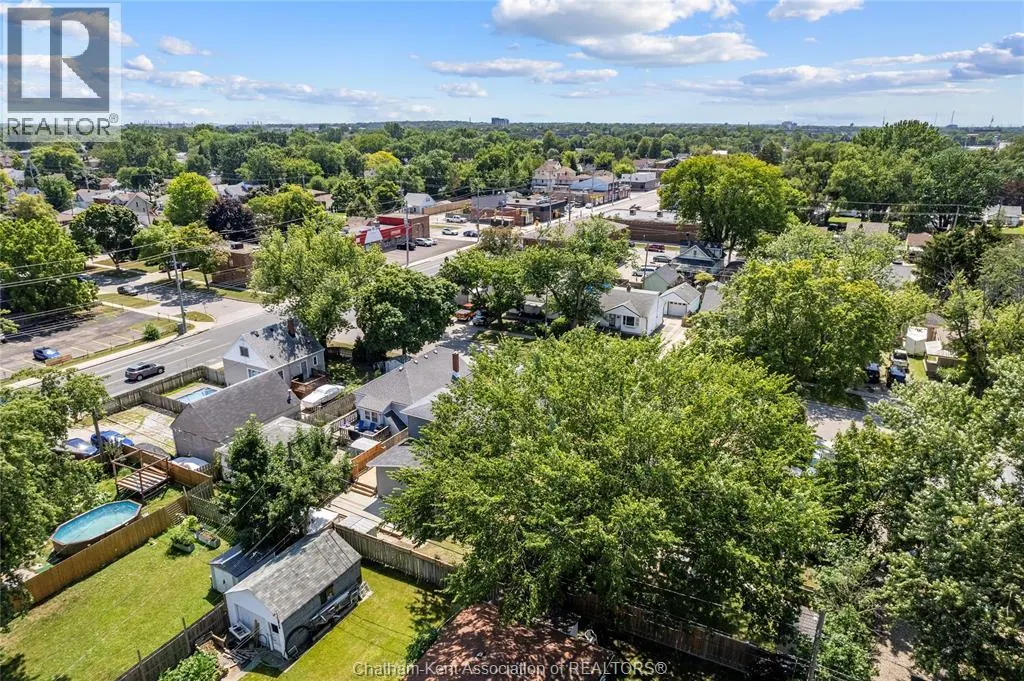 1484 Tourangeau ROAD