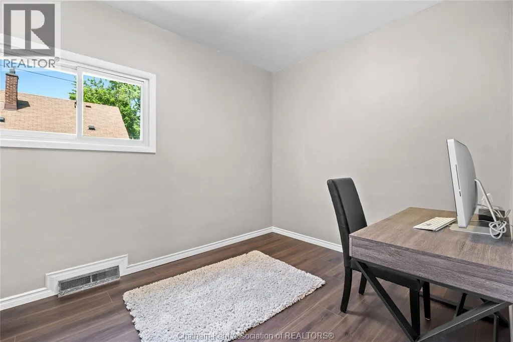 1484 Tourangeau ROAD