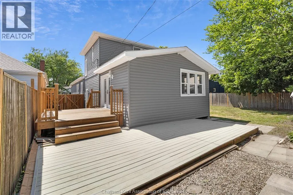 1484 Tourangeau ROAD