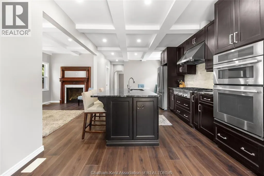 1484 Tourangeau ROAD