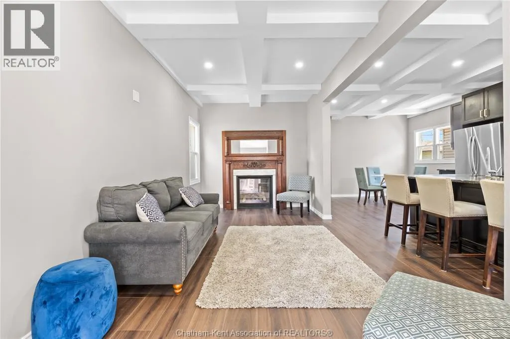 1484 Tourangeau ROAD