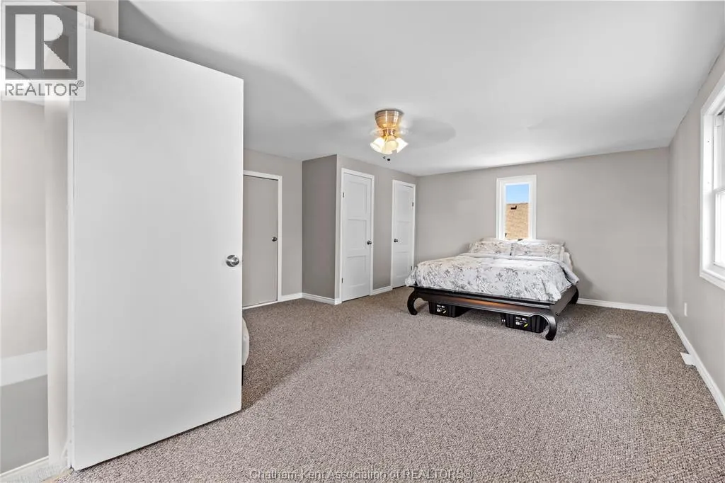 1484 Tourangeau ROAD