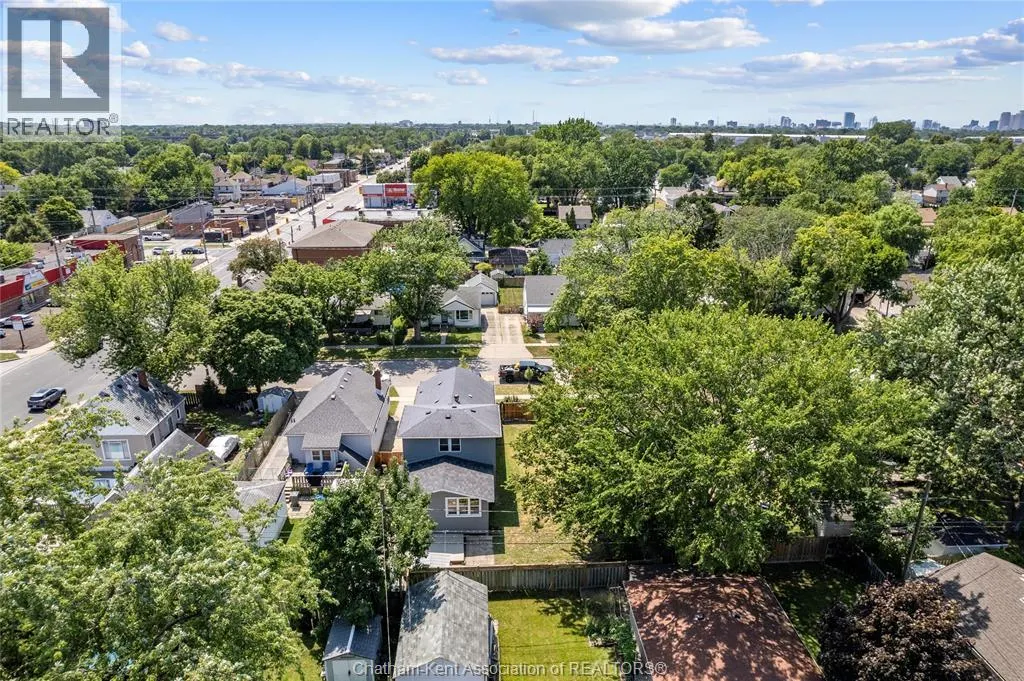 1484 Tourangeau ROAD