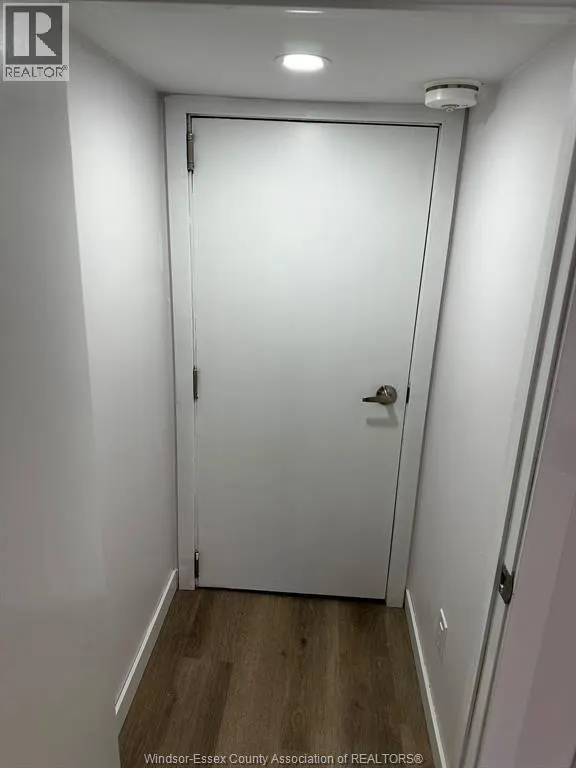 287 VILLAIRE AVENUE Unit# B