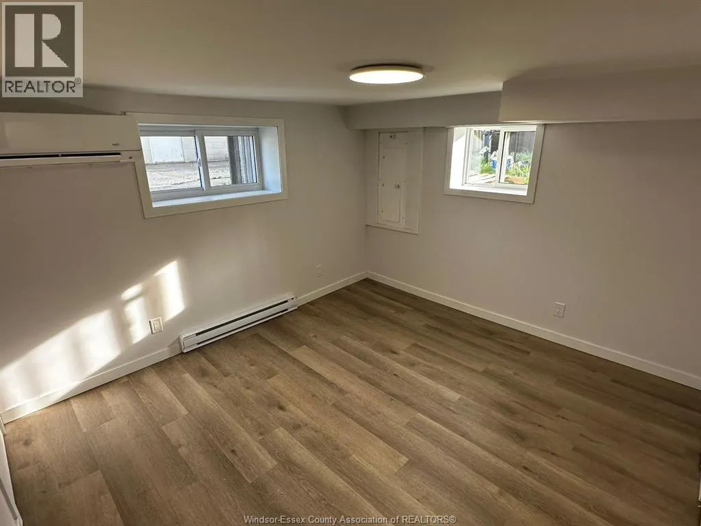 287 VILLAIRE AVENUE Unit# B