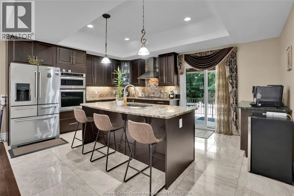 3035 BRIDGEWAY