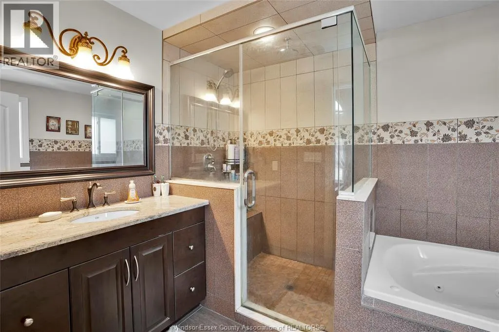 3035 BRIDGEWAY