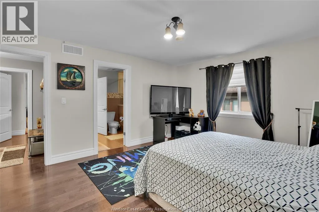 3035 BRIDGEWAY