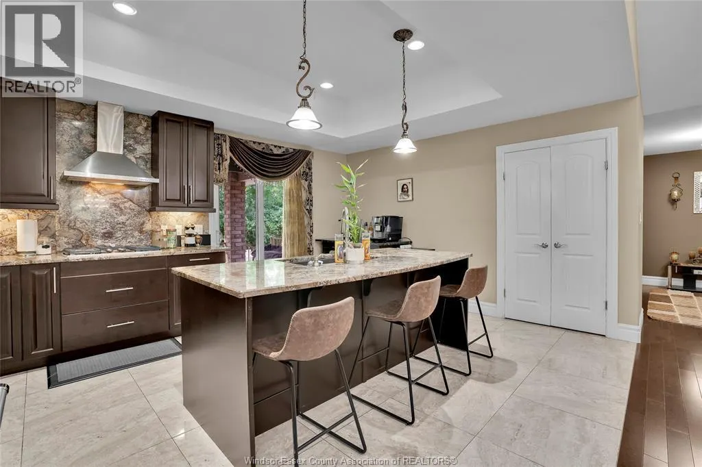 3035 BRIDGEWAY