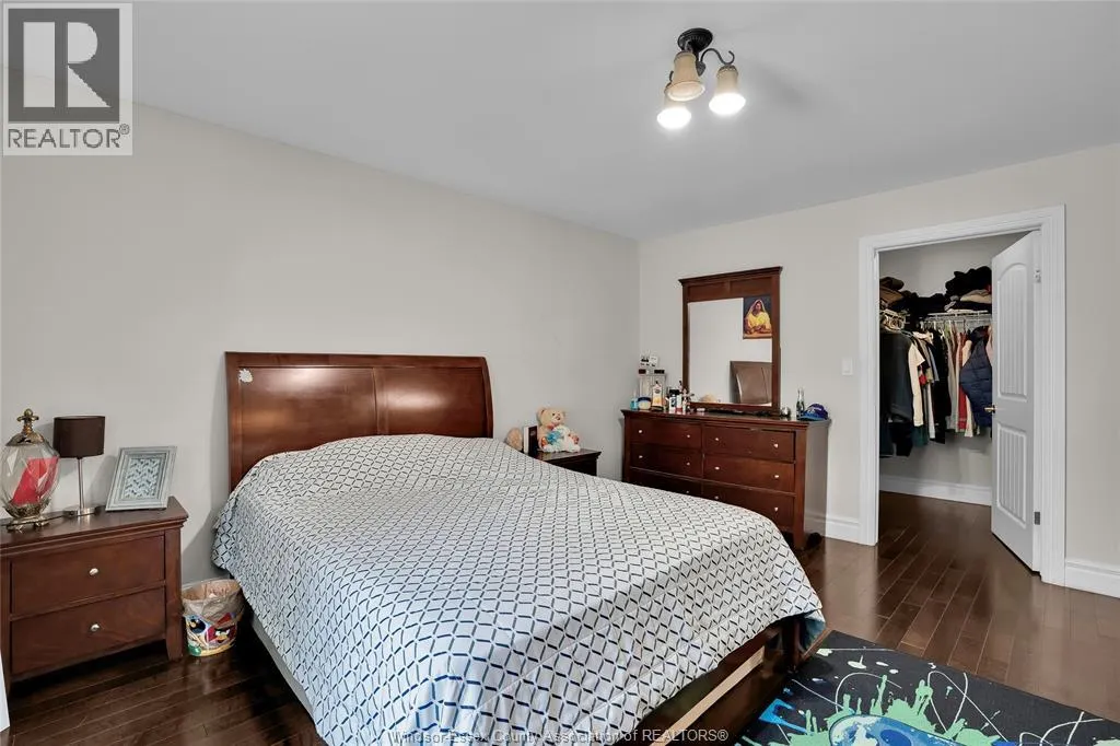 3035 BRIDGEWAY