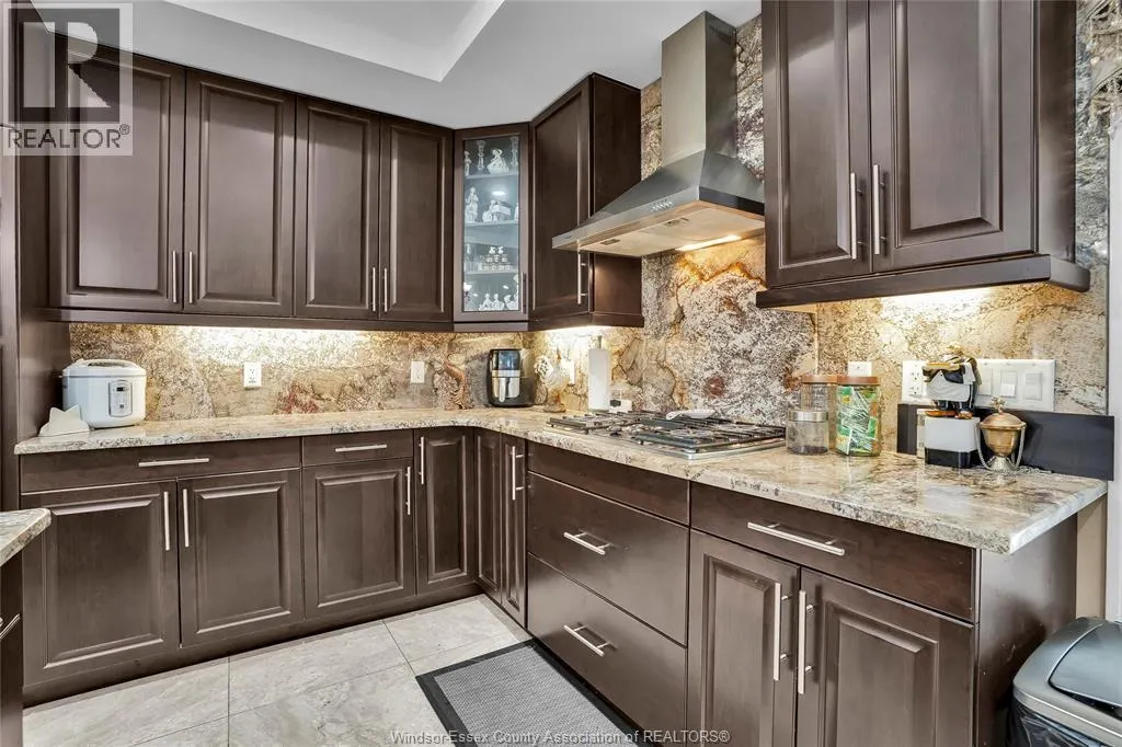 3035 BRIDGEWAY