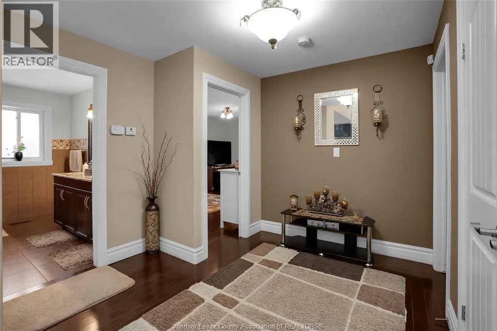 3035 BRIDGEWAY