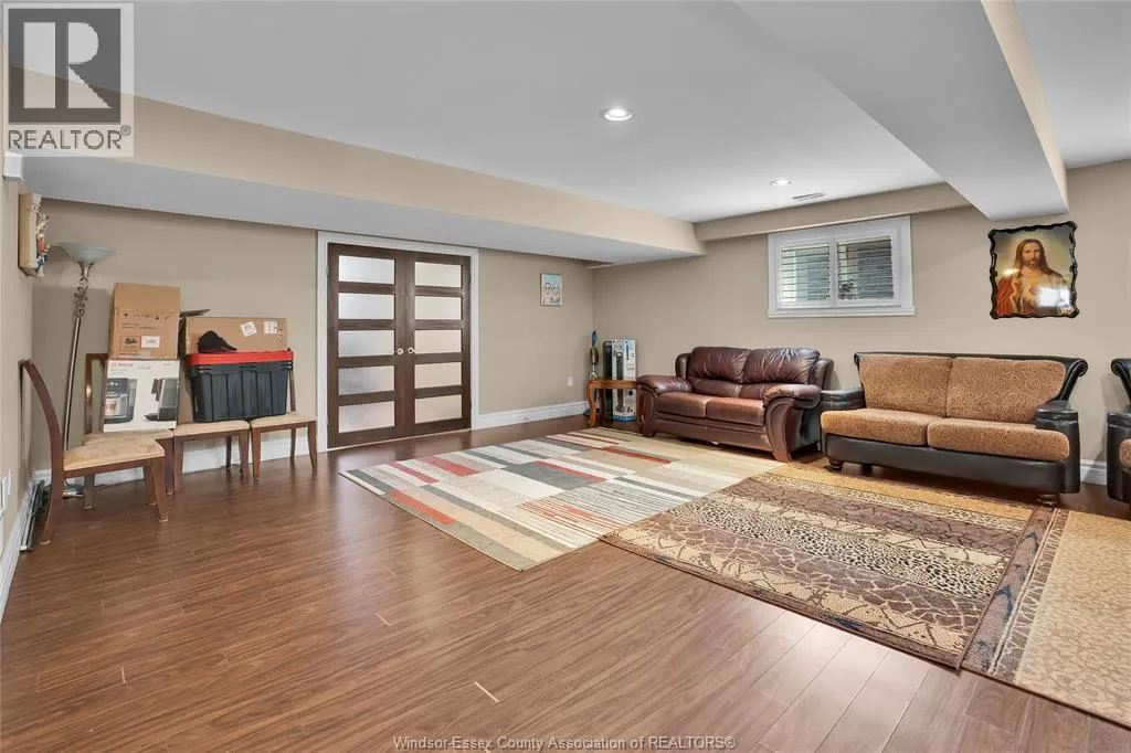 3035 BRIDGEWAY