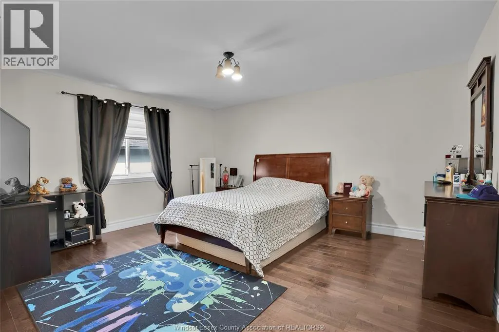 3035 BRIDGEWAY