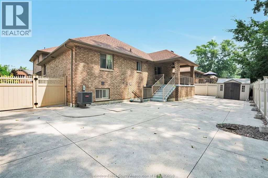 3035 BRIDGEWAY