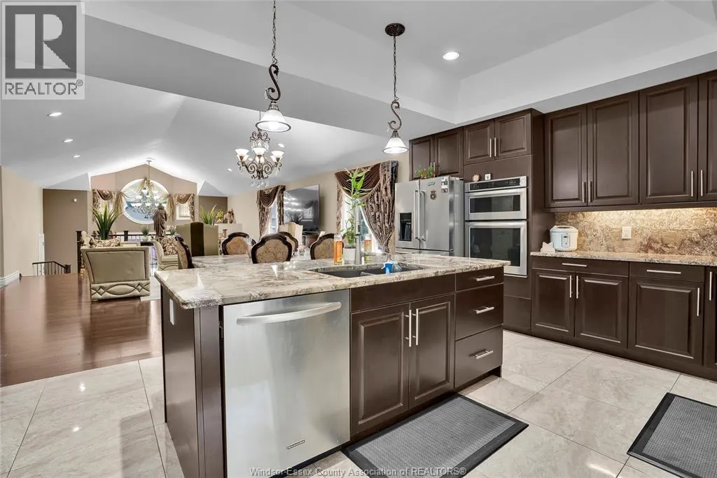 3035 BRIDGEWAY