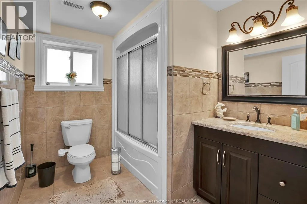 3035 BRIDGEWAY